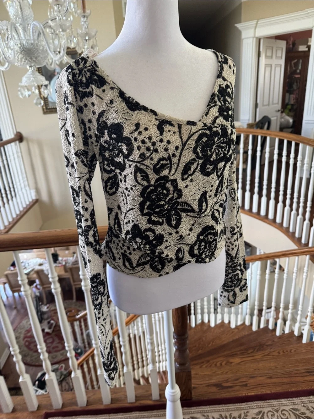 Free People Cream and Black Floral V-Neck Long Sleeve Top. Only worn once.